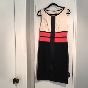 NEW Dress w/ hot pink waist accentuation